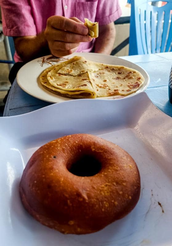 Strret Food in Tanzania - Yummi!